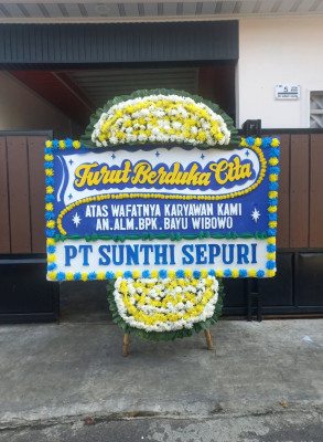 Papan Bunga Duka di Warureja