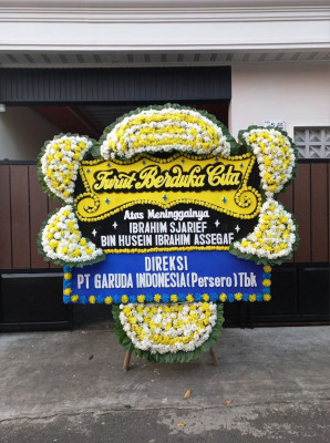 Papan Bunga Duka di Warureja
