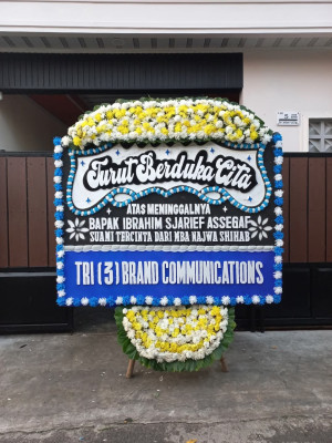 Papan Bunga Duka di Warureja